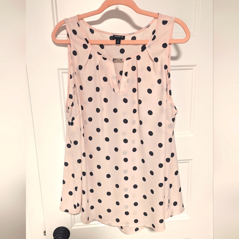Torrid Georgette Keyhole Tank Size 1